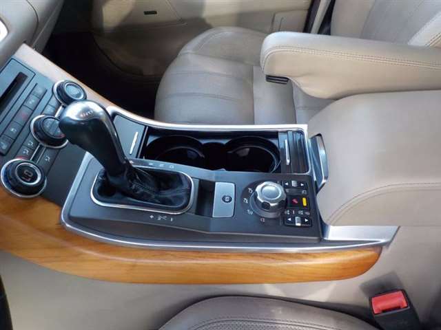 2010 Land Rover Range Rover Sport 4x4 HSE 4dr SUV